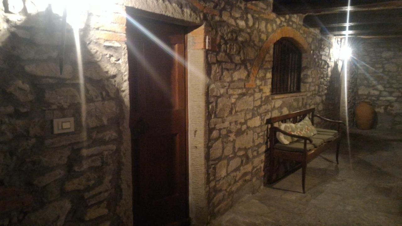 Villa La Nussa Capolona Exteriör bild