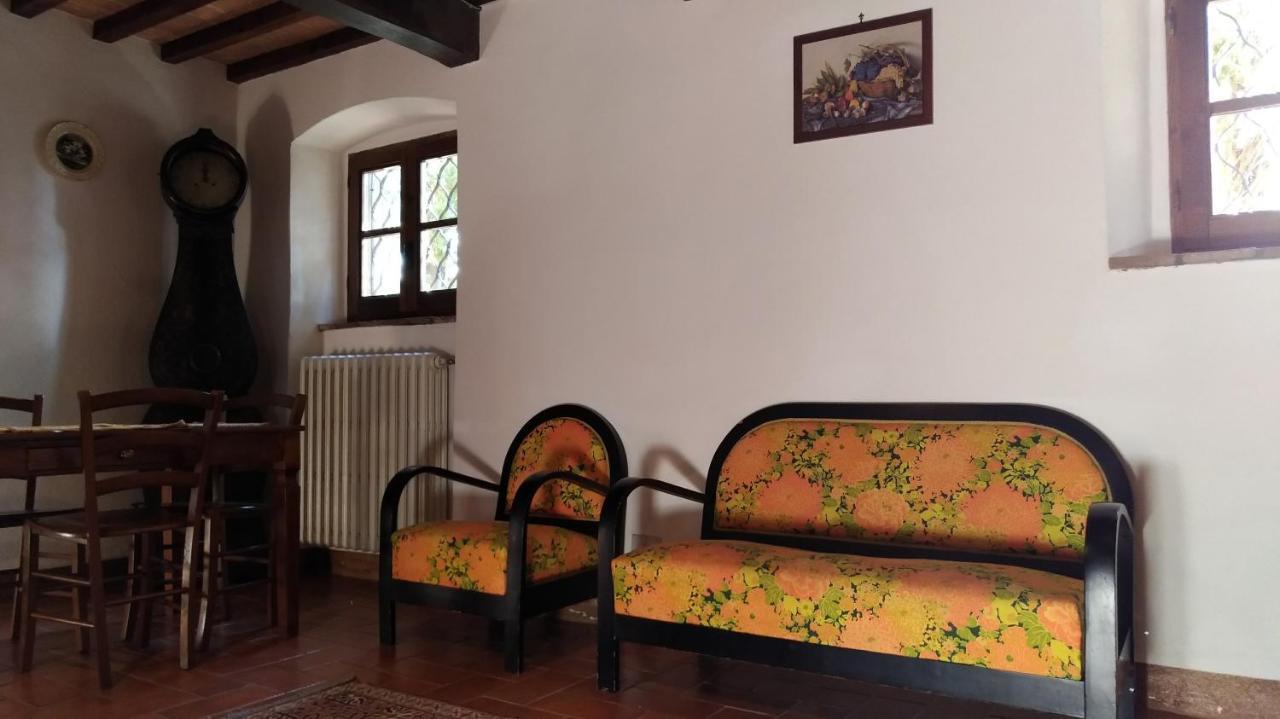 Villa La Nussa Capolona Exteriör bild